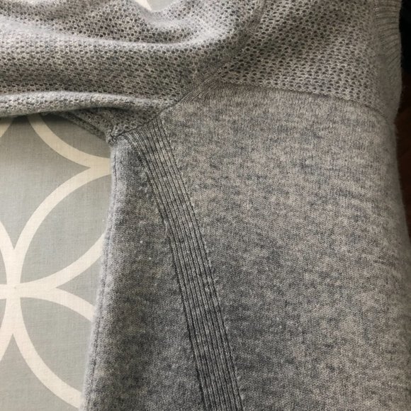 Rag & Bone Yorke Cashmere Crew - EUC - Picture 12 of 12